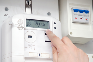 Proč se vyplatí udělat s koncem roku samoodečet a ohlídat si spotřebu i zálohy na energie?